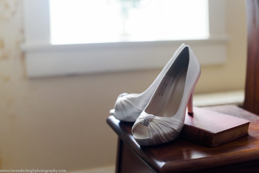 Lavender Leigh Photography, pittsburgh wedding photographer, wedding, photographer, photograph, picture, engagement, winter, Pennsylvania, Best of the Knot, Couples' Choice, wedding venues, ceremony reception, Ohiopyle, waterfall, blue wedding colors, summer, June, Farmington, Uniontown