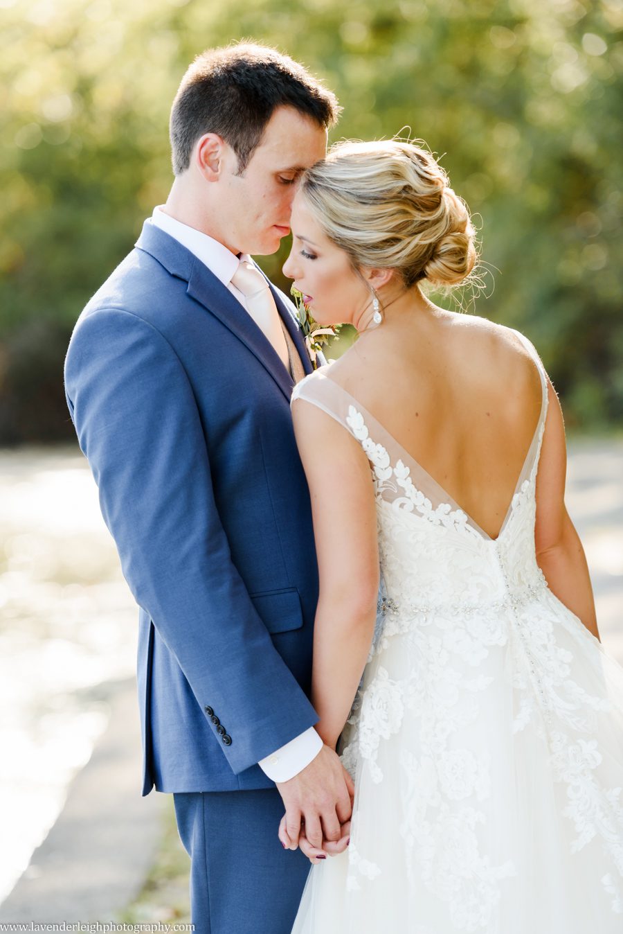 Bride and Groom at Twin Lakes Park in Greensburg, Pennsylvania
