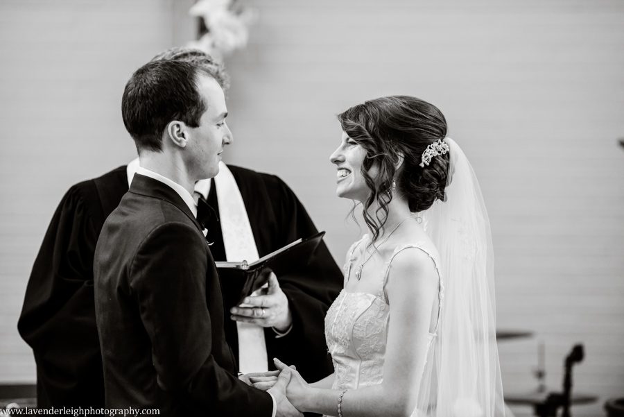 Pittsburgh, wedding, photographer, photo, image, picture, best, hyeholde, reception, ceremony, friendship community church, Pennsylvania, bride, groom, dress, engagement, ring, photographers, photography, lavender leigh photography.
