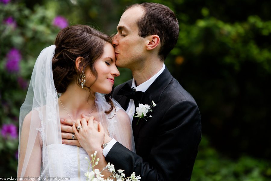 Pittsburgh, wedding, photographer, photo, image, picture, best, hyeholde, reception, ceremony, friendship community church, Pennsylvania, bride, groom, dress, engagement, ring, photographers, photography, lavender leigh photography.