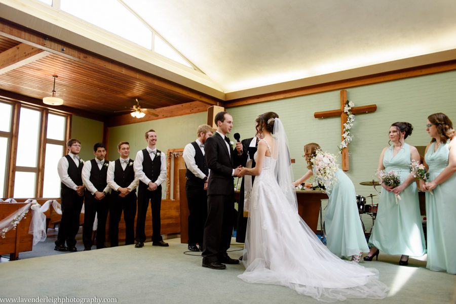 Pittsburgh, wedding, photographer, photo, image, picture, best, hyeholde, reception, ceremony, friendship community church, Pennsylvania, bride, groom, dress, engagement, ring, photographers, photography, lavender leigh photography.