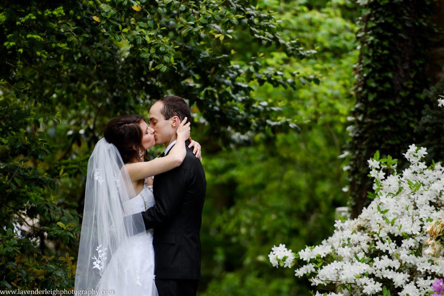 Pittsburgh, wedding, photographer, photo, image, picture, best, hyeholde, reception, ceremony, friendship community church, Pennsylvania, bride, groom, dress, engagement, ring, photographers, photography, lavender leigh photography.