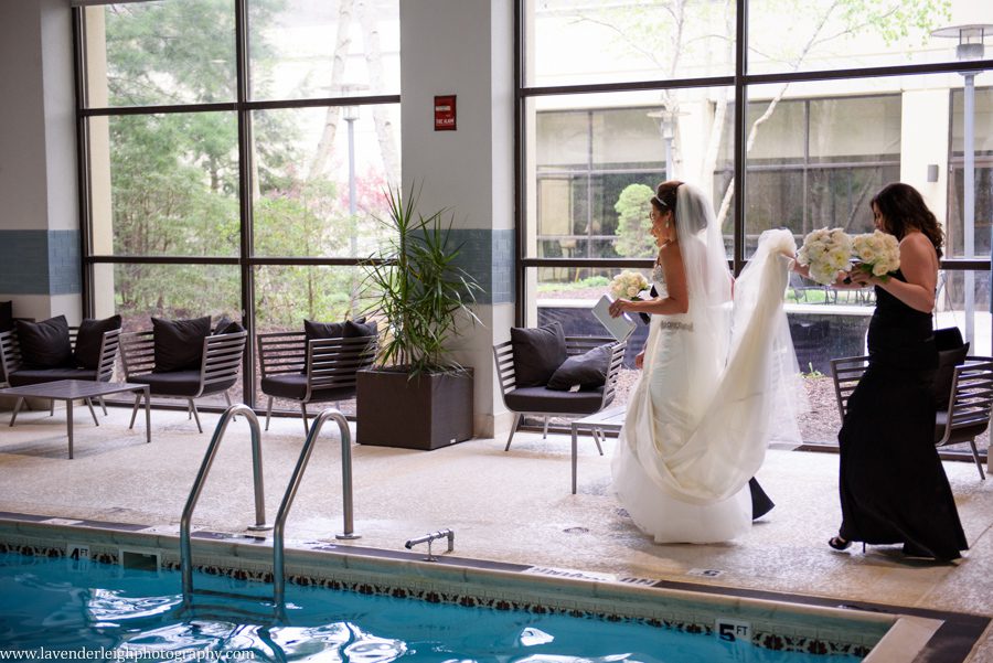 bride, walking, swimming pool, wedding day pictures, the things you have to do