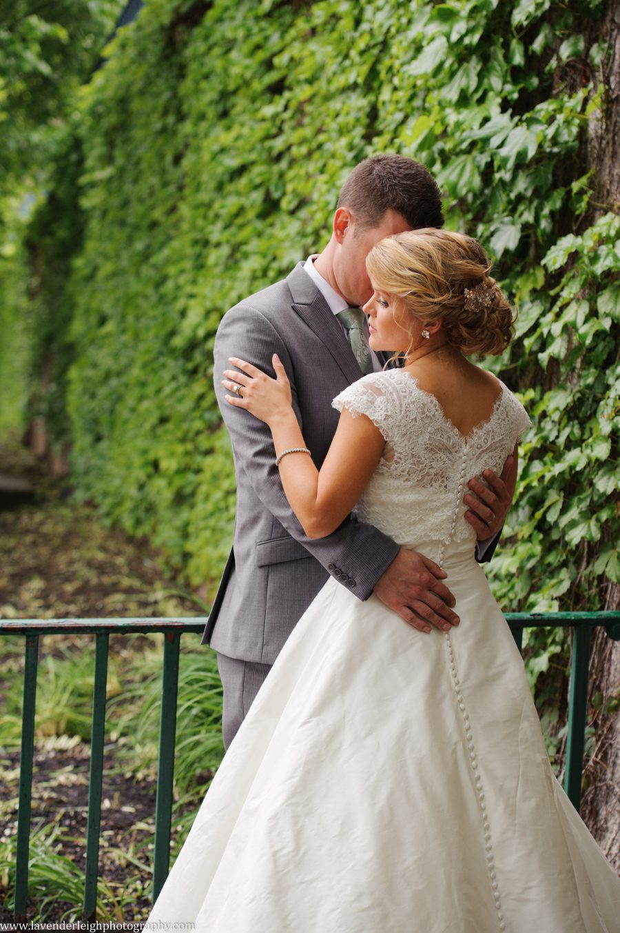 red train, city, station square, Pittsburgh, bride, groom, Lavender Leigh Photography