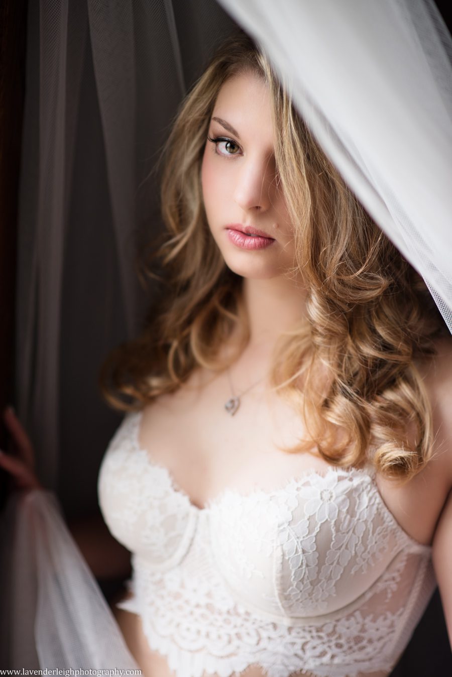 pittsburgh boudoir photography, lavender leigh photography, wedding, engagement, girls day out, little black book, valentines day present