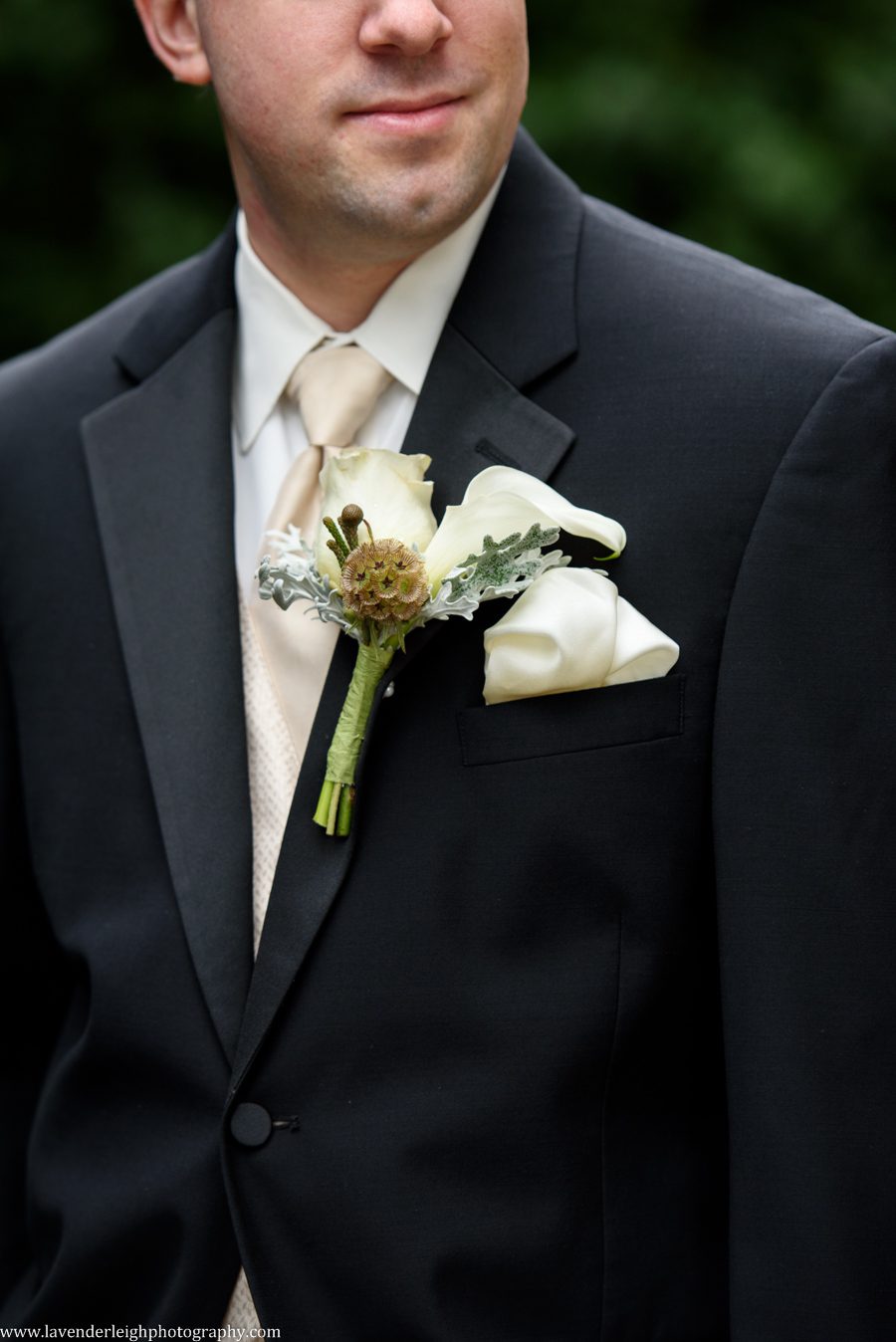 Boiler Room Wedding | St. Philps Church Wedding Ceremony| Pittsburgh Wedding Photographer | Pittsburgh Engagement Photographers | Pittsburgh Wedding Photographers | Lavender Leigh Photography | Blog