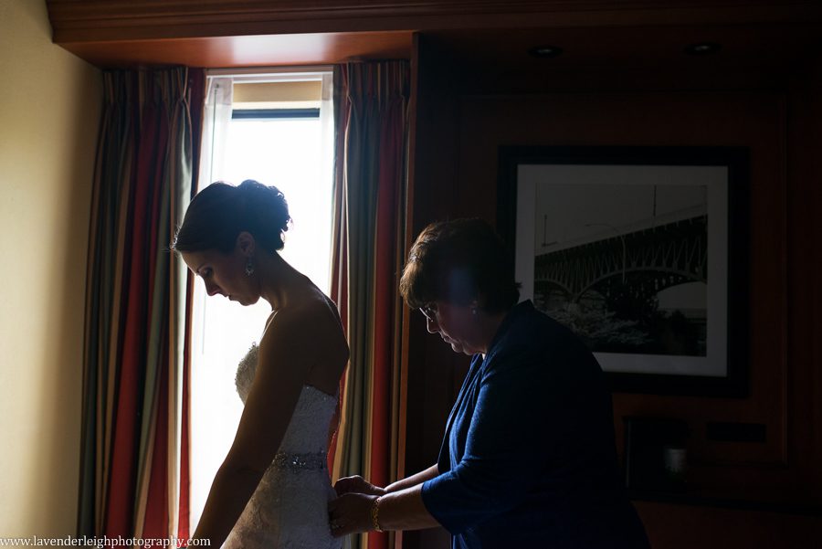 Cefalo's Wedding| Bride and Mother| Pittsburgh Wedding Photographer | Pittsburgh Wedding Photographers | Lavender Leigh Photography | Blog