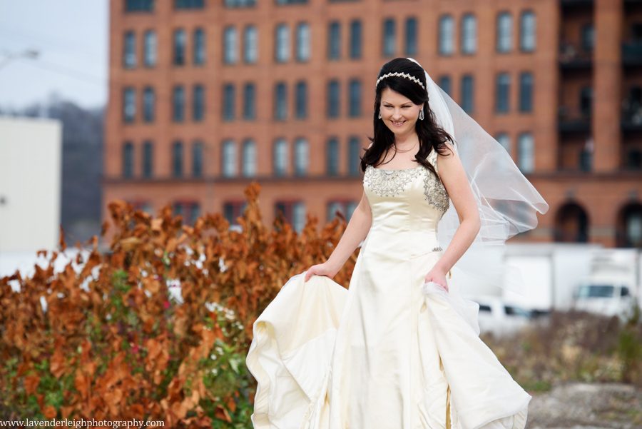 Cioppino Wedding| St. Stanislaus Church | Pittsburgh Wedding Photographer | Pittsburgh Wedding Photographers | Lavender Leigh Photography | Blog