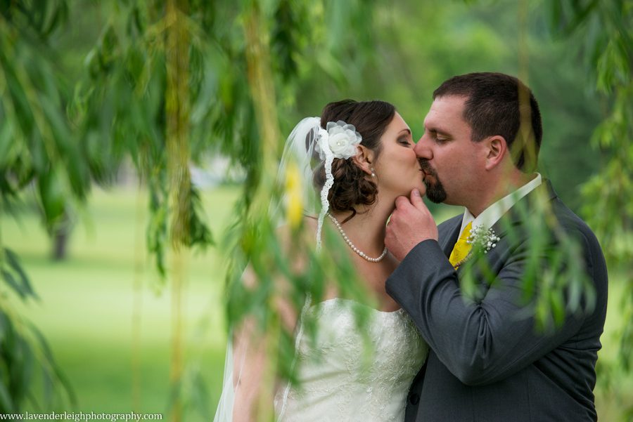 Club at Shadow Lakes Wedding| Bride and Groom |Pittsburgh Wedding Photographer | Pittsburgh Wedding Photographers | Lavender Leigh Photography | Blog