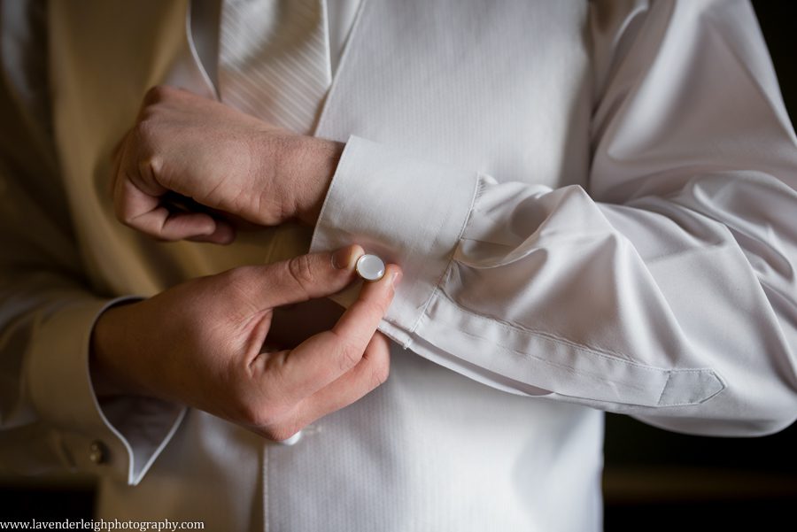 Groom|Getting Ready | Crystal Ballroom| Harvest Community Church | Winter Wedding| Pittsburgh Wedding Photographer | Pittsburgh Wedding Photographers | Lavender Leigh Photography | Blog
