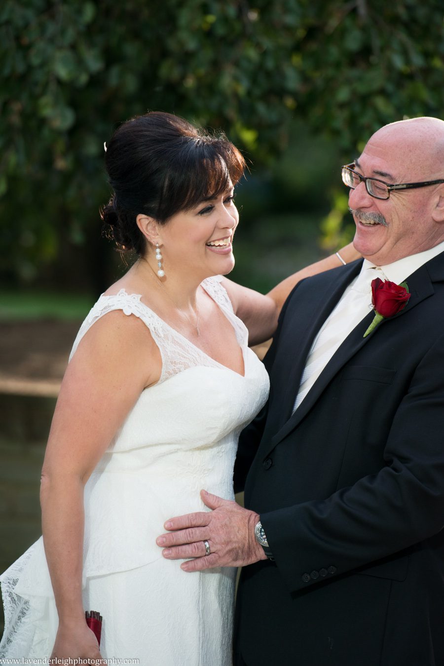 Bride  and Groom| Downtown Pittsburgh Wedding| Eddie Merlot's Reception | Pittsburgh Wedding Photographer | Pittsburgh Wedding Photographers | Lavender Leigh Photography | Blog