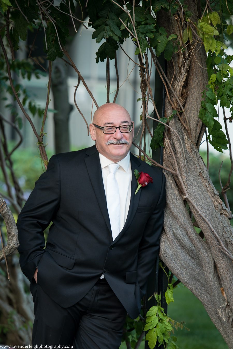 Groom | Downtown Pittsburgh Wedding| Eddie Merlot's Reception | Pittsburgh Wedding Photographer | Pittsburgh Wedding Photographers | Lavender Leigh Photography | Blog