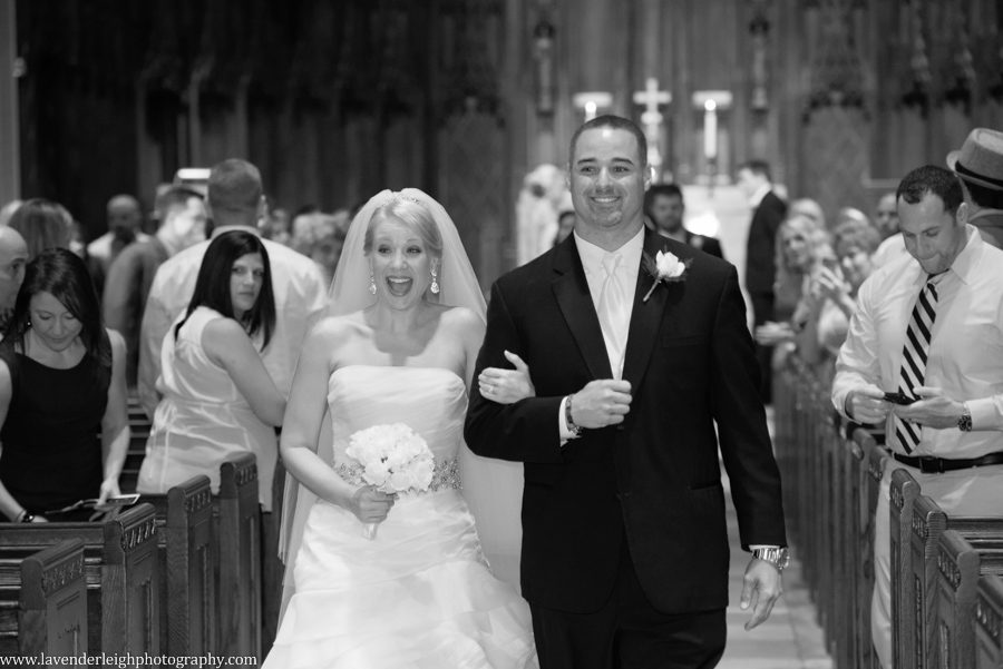 Heinz Chapel Wedding| Bride and Groom| Recessional |Pittsburgh Wedding Photographer | Pittsburgh Wedding Photographers | Lavender Leigh Photography | Blog