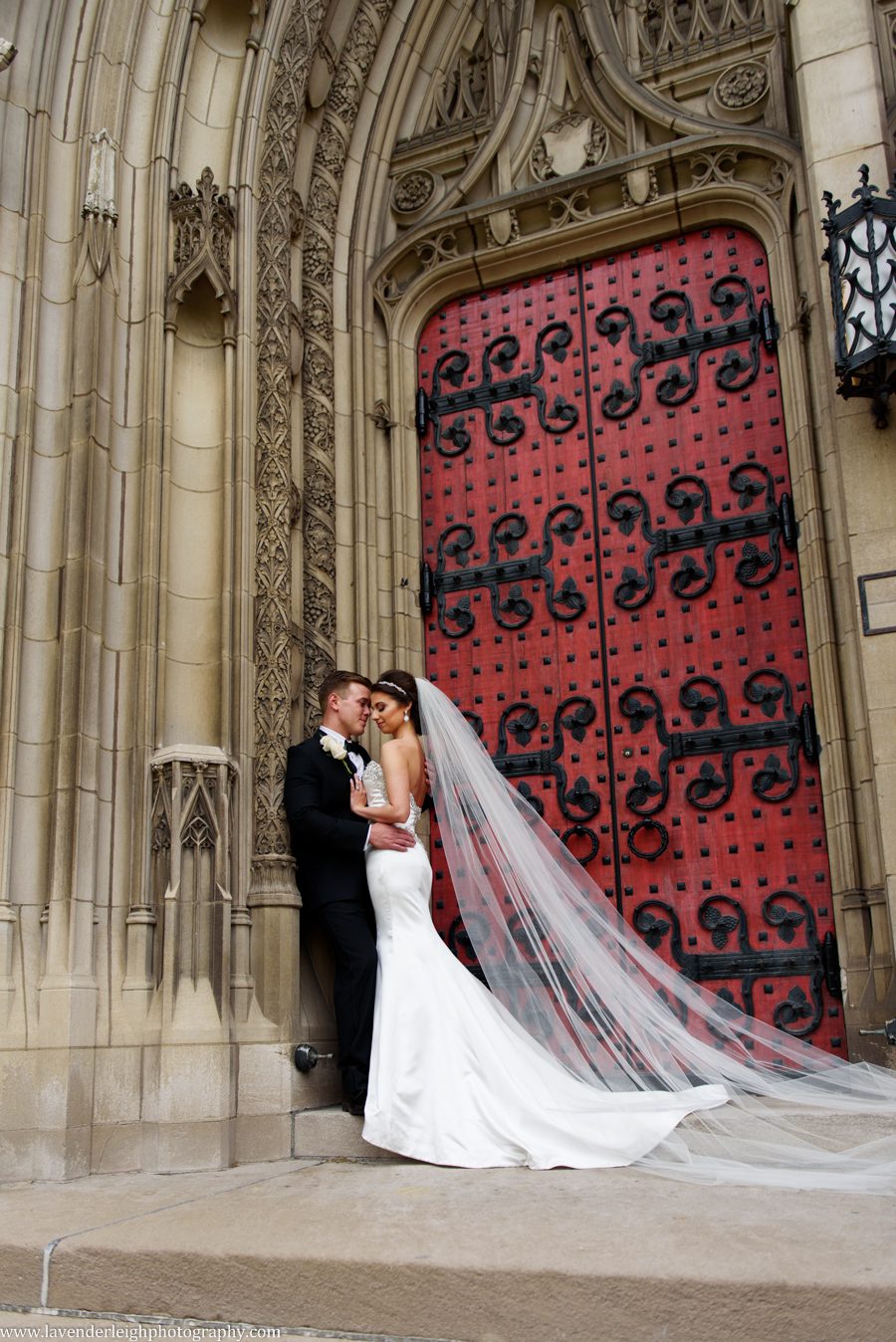 red doors, church, majestic, historic, stone, bride, groom, portraits