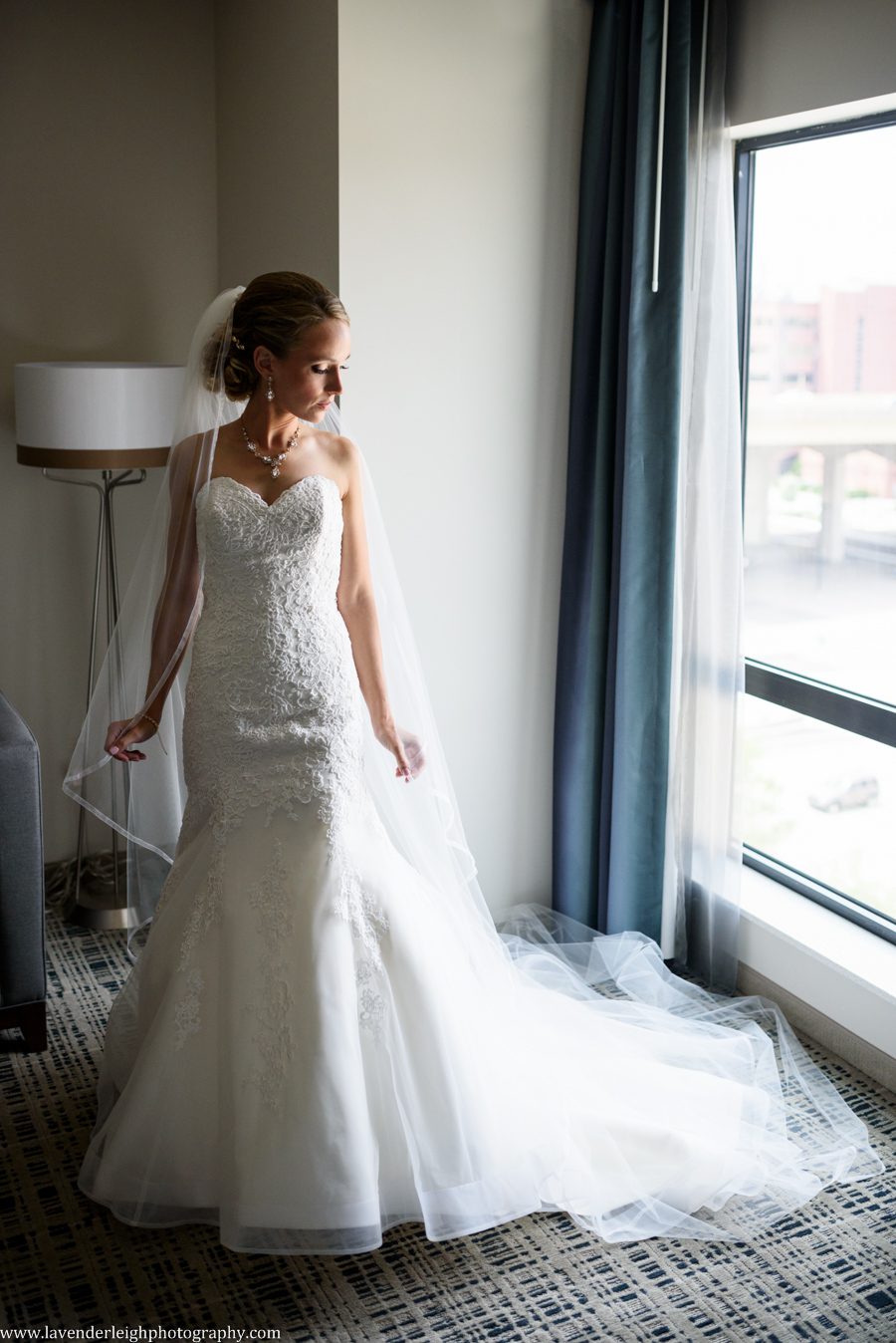 Heinz History Center Wedding Lavender Leigh Photography-106