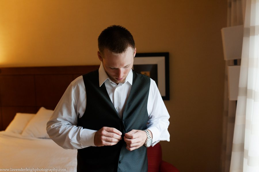 groom getting ready, the Hyeholde restaurant, castle, Pittsburgh Pennsylvania wedding and engagement photographer