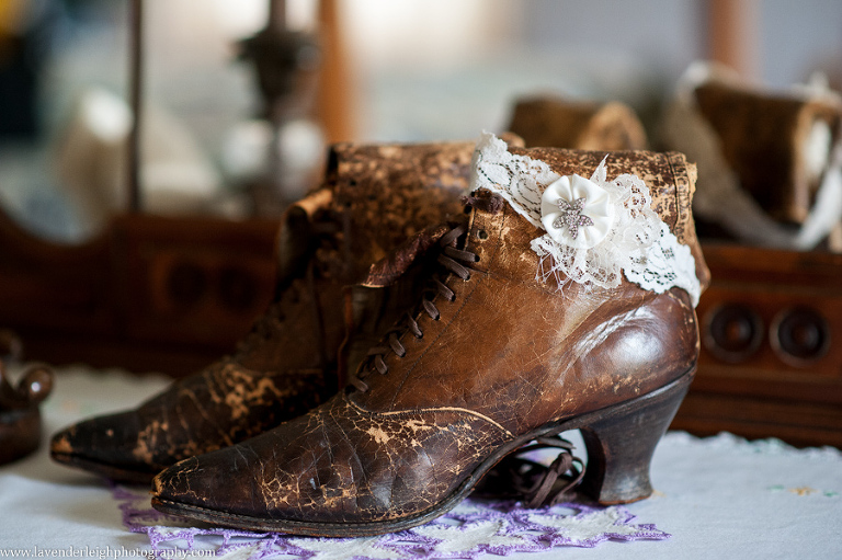 Lace Garter| Ivory| Historic Farm Shoes | Lingrow Farms | Barn Wedding | Farmhouse Getting Ready Pictures |  Pittsburgh Wedding Photographer | Pittsburgh Wedding Photographers | Lavender Leigh Photography | Blog