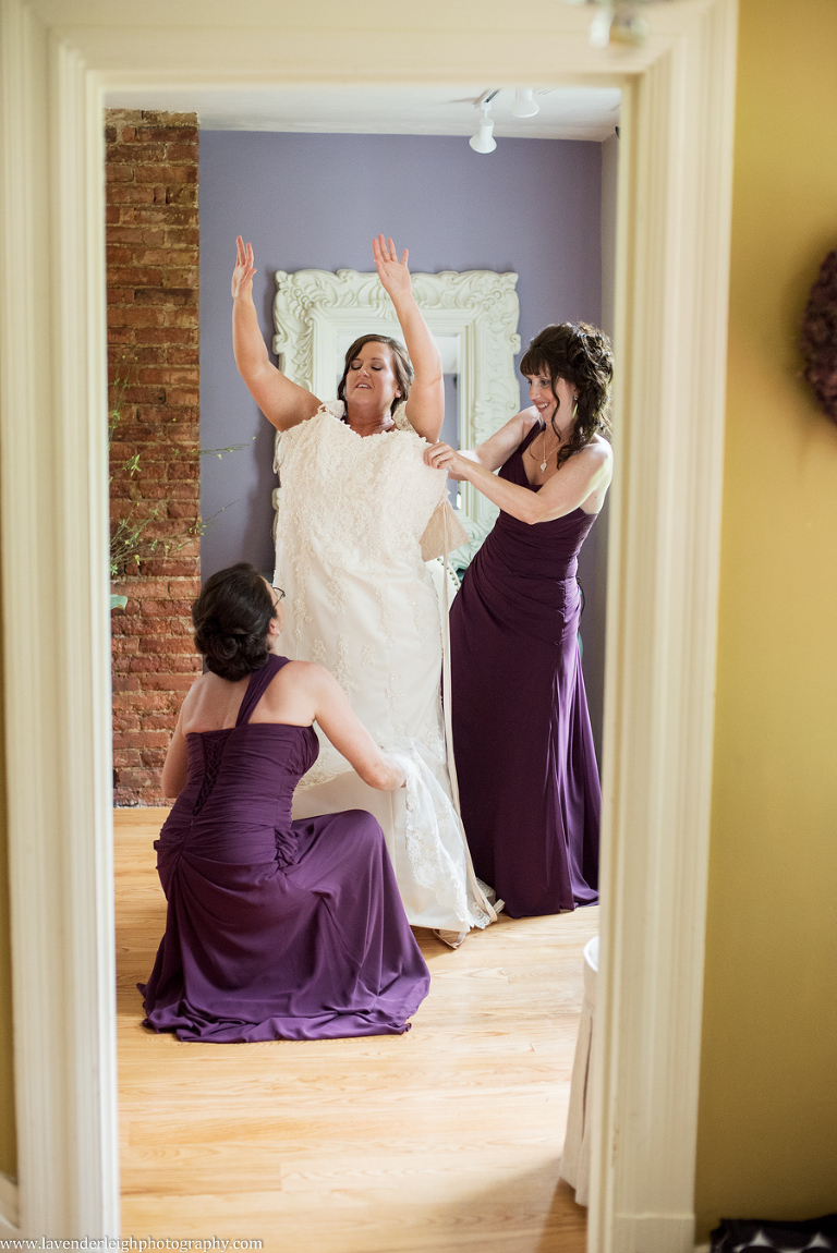 Lace Wedding Dress | Maggie Sottero | Ivory | Lingrow Farms | Barn Wedding | Farmhouse Getting Ready Pictures |  Pittsburgh Wedding Photographer | Pittsburgh Wedding Photographers | Lavender Leigh Photography | Blog