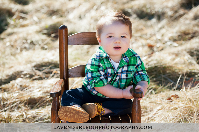 Little E is 6 Months Old | Portrait Session|  Pittsburgh Family Photographer| Pittsburgh Children's Photographer| Lavender Leigh Photography| Blog