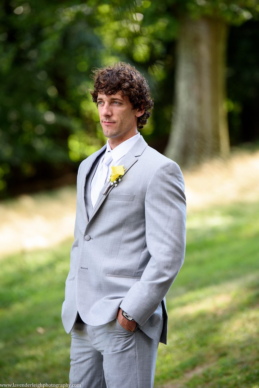 Groom's Portrait| Longue Vue Country Club Wedding | Getting Ready Pictures |  Pittsburgh Wedding Photographer | Pittsburgh Wedding Photographers | Lavender Leigh Photography | Blog