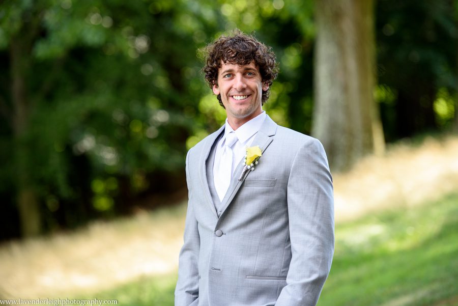 Groom's Portrait| Longue Vue Country Club Wedding | Getting Ready Pictures |  Pittsburgh Wedding Photographer | Pittsburgh Wedding Photographers | Lavender Leigh Photography | Blog