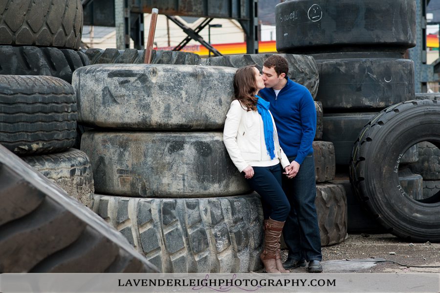 Strip District Engagement | Point State Park Engagement| Wedding Photographer | Pittsburgh Wedding Photographers | Lavender Leigh Photography | Blog