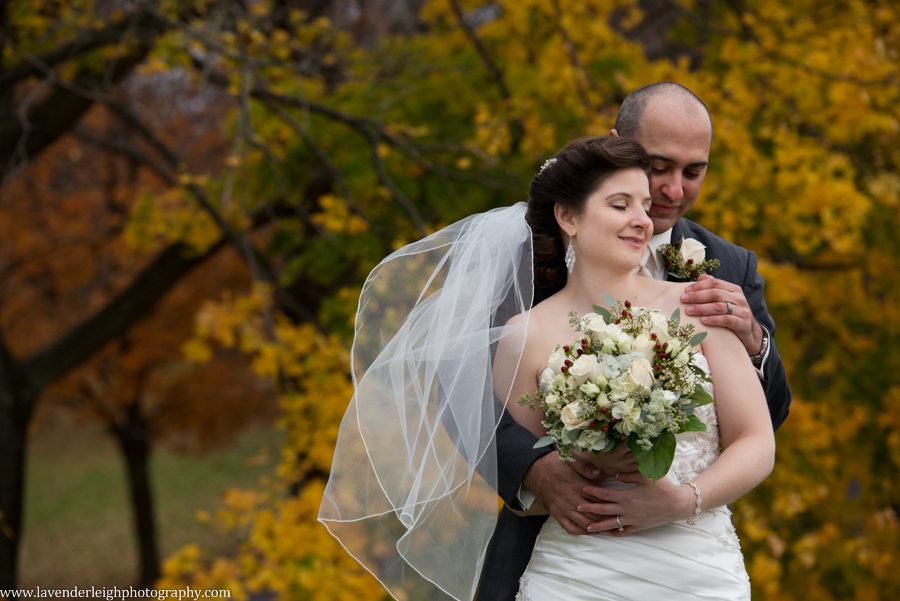 Montour Country Club Wedding|Bride and Groom| Fall Wedding| Pittsburgh Wedding Photographer | Pittsburgh Wedding Photographers | Lavender Leigh Photography | Blog