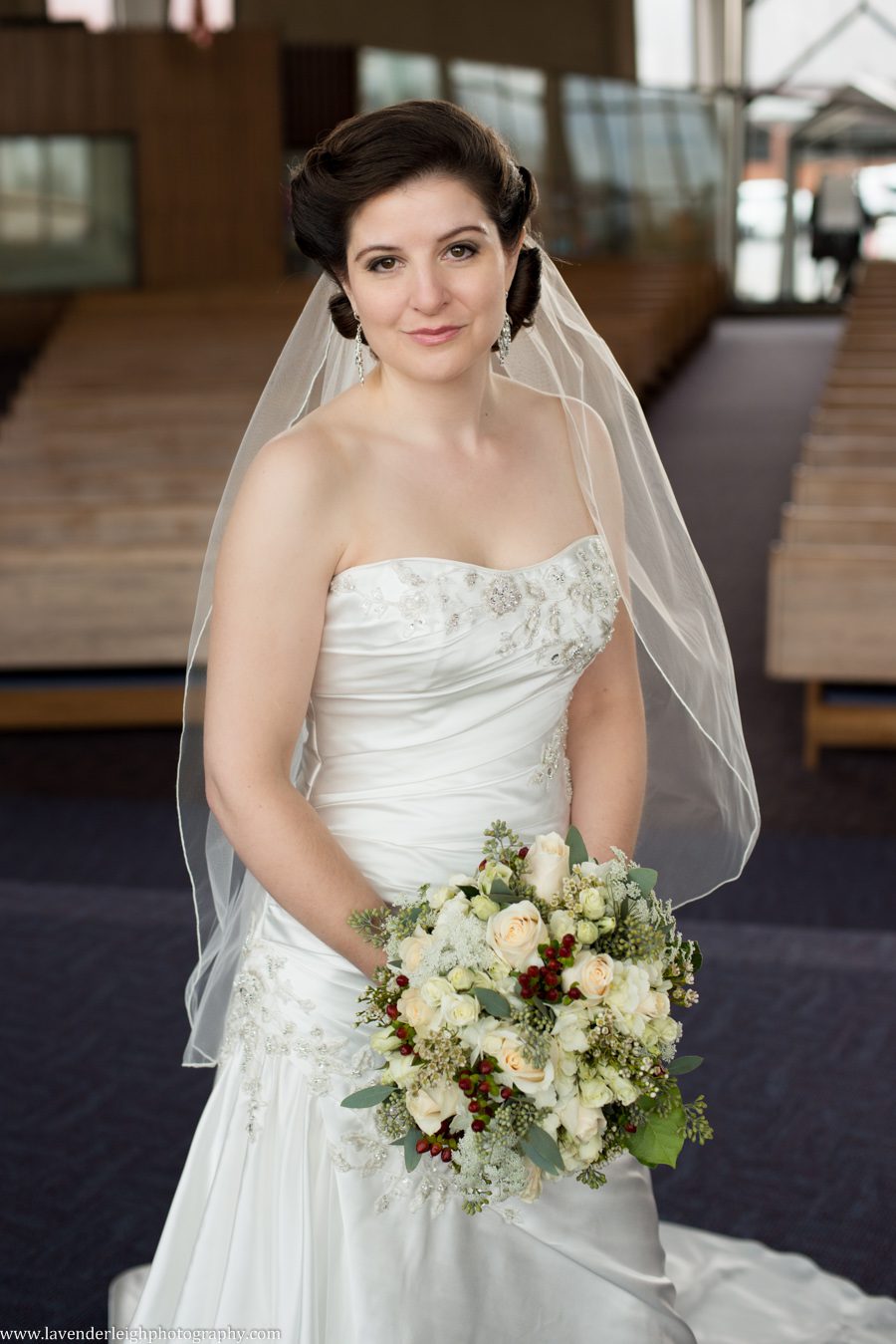 Montour Country Club Wedding| Bride Portrait | Pittsburgh Wedding Photographer | Pittsburgh Wedding Photographers | Lavender Leigh Photography | Blog