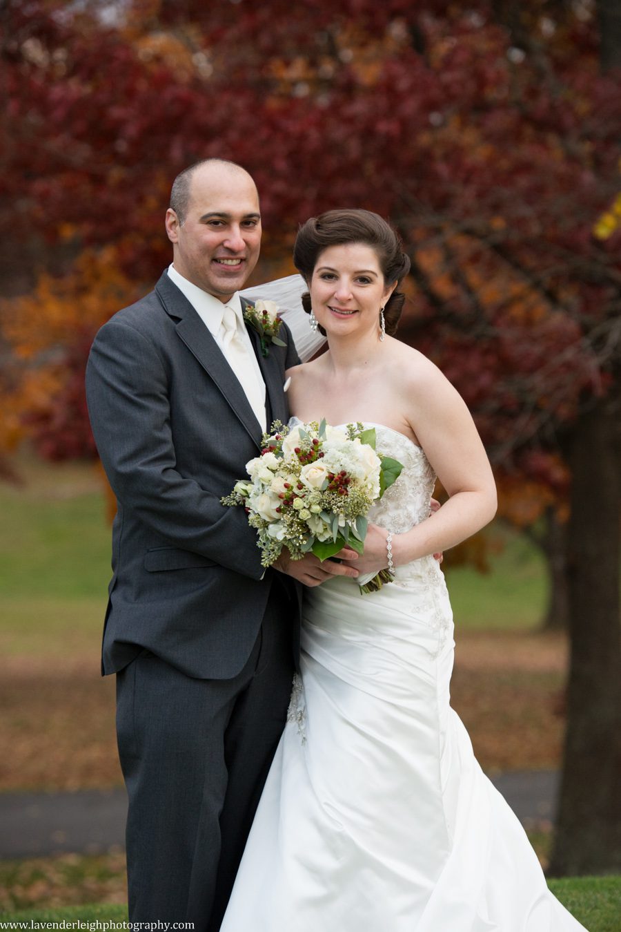 Montour Country Club Wedding|Bride and Groom| Fall Wedding| Pittsburgh Wedding Photographer | Pittsburgh Wedding Photographers | Lavender Leigh Photography | Blog