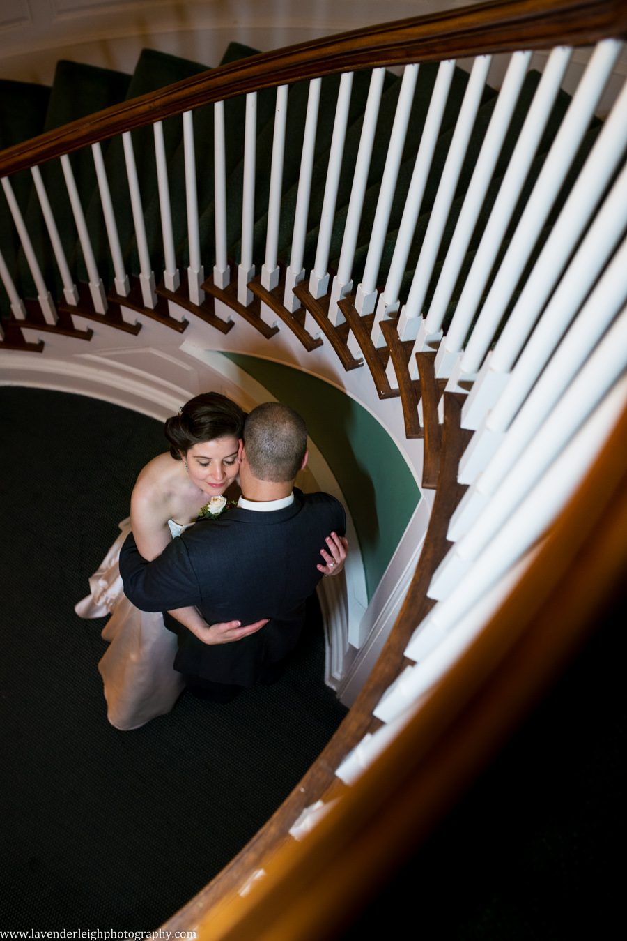 Montour Country Club Wedding|Bride and Groom| End of Night| Fall Wedding| Pittsburgh Wedding Photographer | Pittsburgh Wedding Photographers | Lavender Leigh Photography | Blog