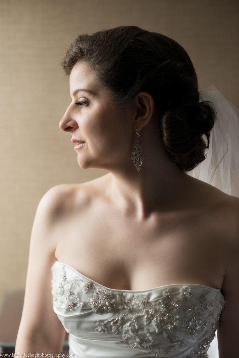 Montour Country Club Wedding| Bride Portrait | Pittsburgh Wedding Photographer | Pittsburgh Wedding Photographers | Lavender Leigh Photography | Blog