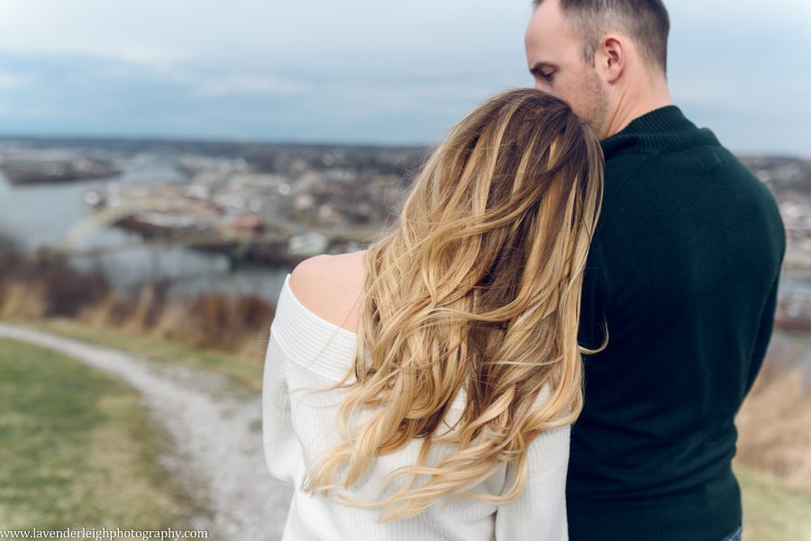 <alt>an engaged couple on Mt. Washington in Pittsburgh, Pennsylvania</alt>