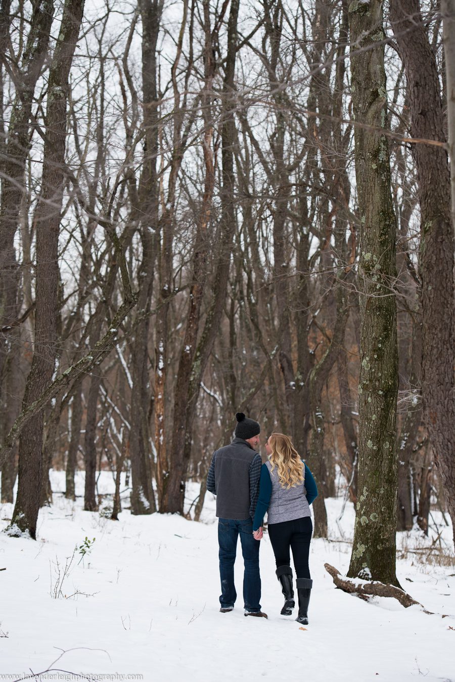 North Park Winter Engagement Session| Pittsburgh Wedding Photographer | Pittsburgh Wedding Photographers | Lavender Leigh Photography | Blog