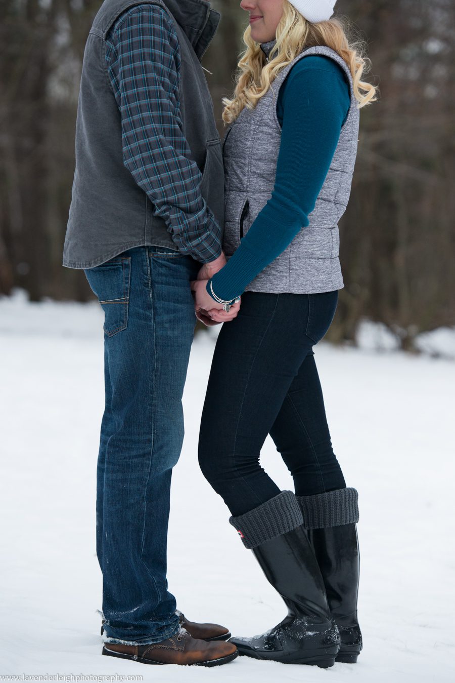 North Park Winter Engagement Session| Pittsburgh Wedding Photographer | Pittsburgh Wedding Photographers | Lavender Leigh Photography | Blog