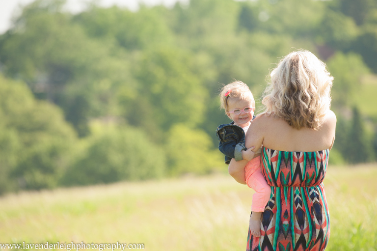 1 Year Old Photography | Portrait Session|  Pittsburgh Family Photographer| Pittsburgh Children's Photographer| Lavender Leigh Photography| Blog | Fern Hollow Nature Center