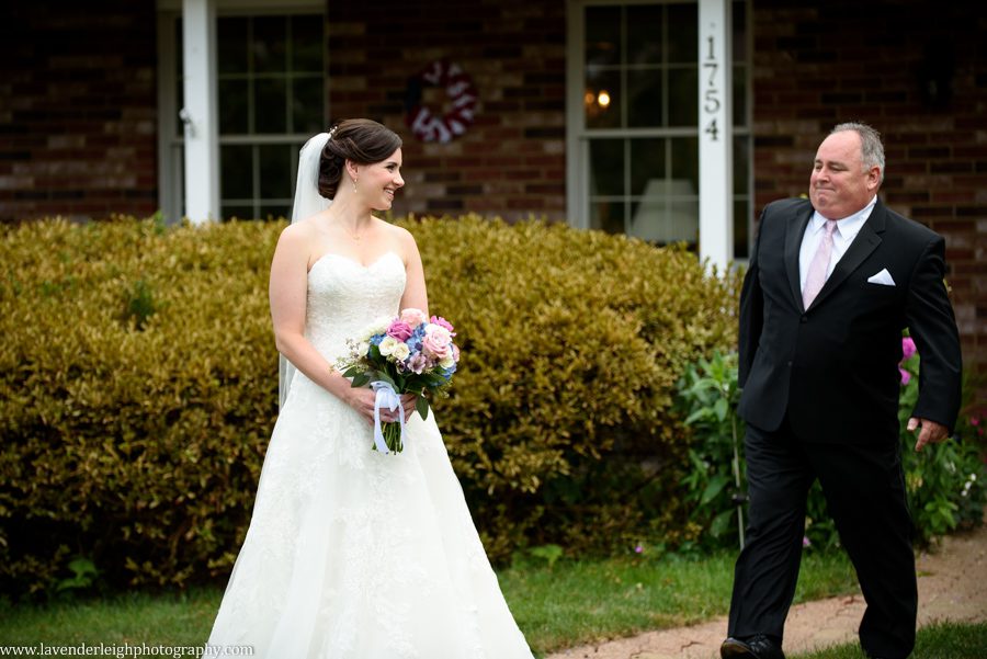 Bride's Reveal to Father | Pittsburgh Field Club Wedding Reception| Getting Ready Pictures |  Pittsburgh Wedding Photographer | Pittsburgh Wedding Photographers | Lavender Leigh Photography | Blog