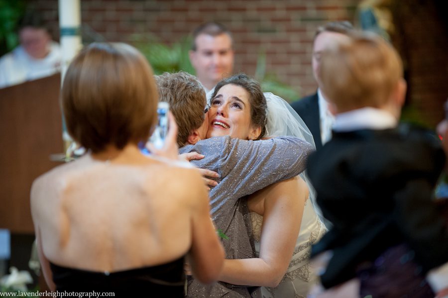Wedding Ceremony| Rolling Hills Country Club Wedding |St. John Capistran Church| Pittsburgh Wedding Photographer | Pittsburgh Wedding Photographers | Lavender Leigh Photography | Blog