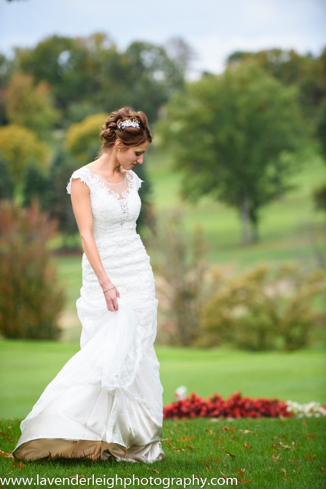 South Hills Country Club Wedding Reception | Old St. Luke's Wedding Ceremony| Fall | Autumn | Lace Dress | Pittsburgh Wedding Photographer | Pittsburgh Engagement Photographers | Pittsburgh Wedding Photographers | Lavender Leigh Photography | Blog