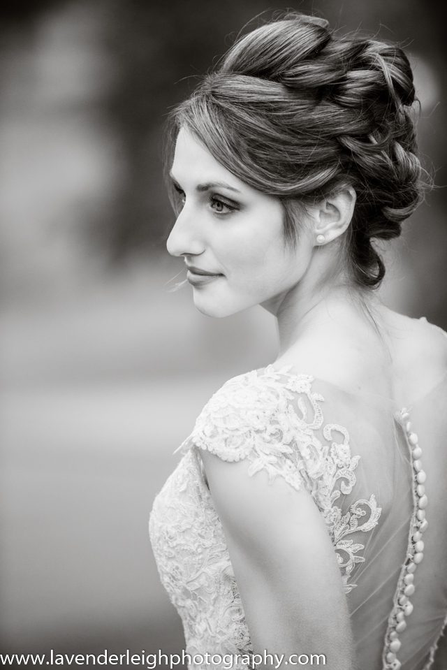 South Hills Country Club Wedding Reception | Old St. Luke's Wedding Ceremony| Fall | Autumn | Lace Dress | Pittsburgh Wedding Photographer | Pittsburgh Engagement Photographers | Pittsburgh Wedding Photographers | Lavender Leigh Photography | Blog