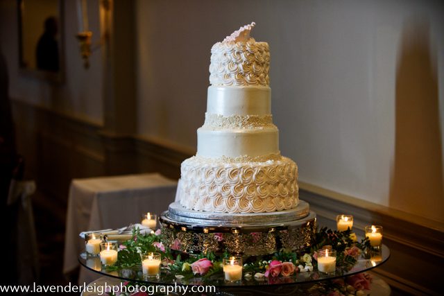 South Hills Country Club Wedding Reception | Old St. Luke's Wedding Ceremony| Fall | Autumn | Lace Dress | Pittsburgh Wedding Photographer | Pittsburgh Engagement Photographers | Pittsburgh Wedding Photographers | Lavender Leigh Photography | Blog