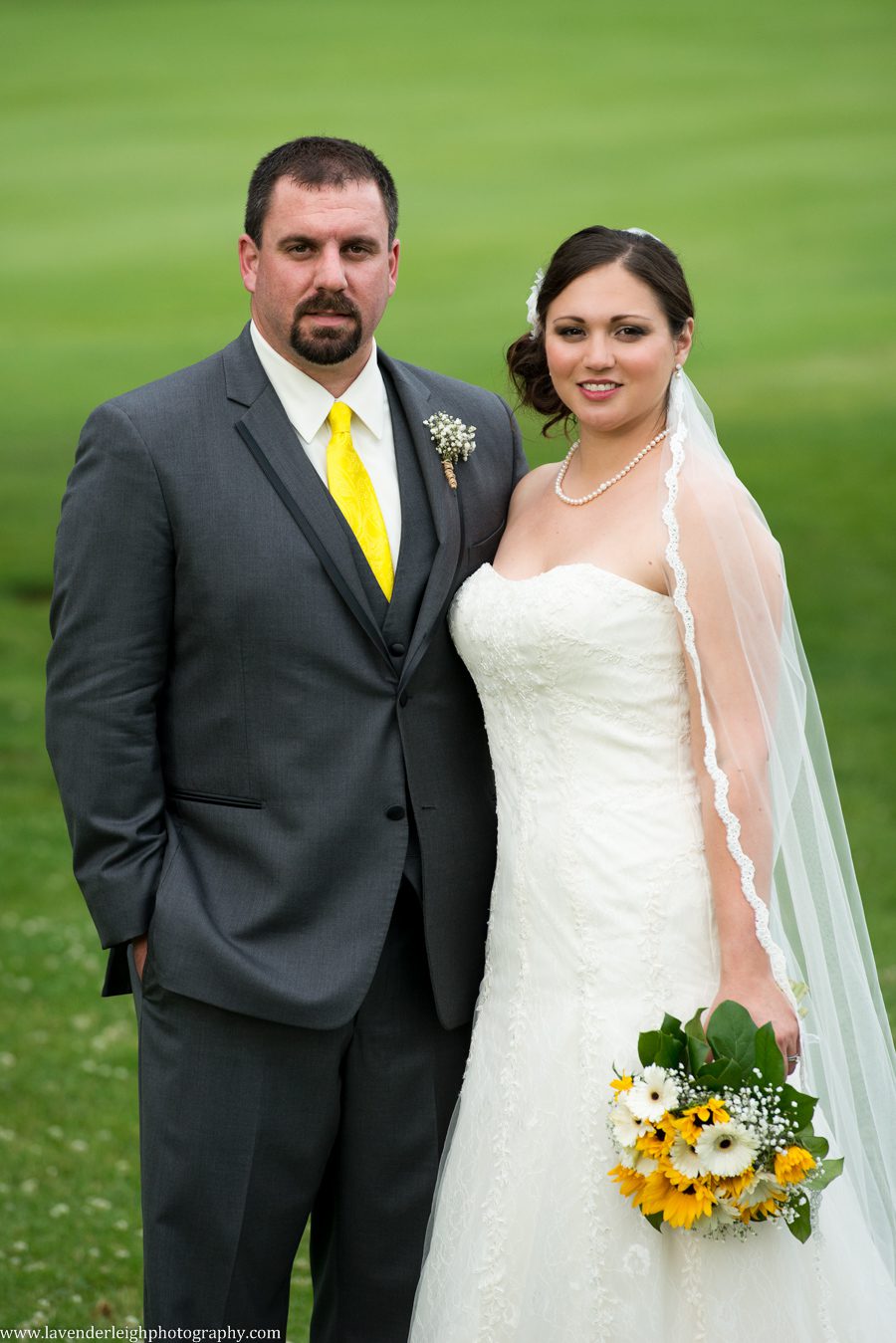 Club at Shadow Lakes Wedding| Bride and Groom| Pittsburgh Wedding Photographer | Pittsburgh Wedding Photographers | Lavender Leigh Photography | Blog