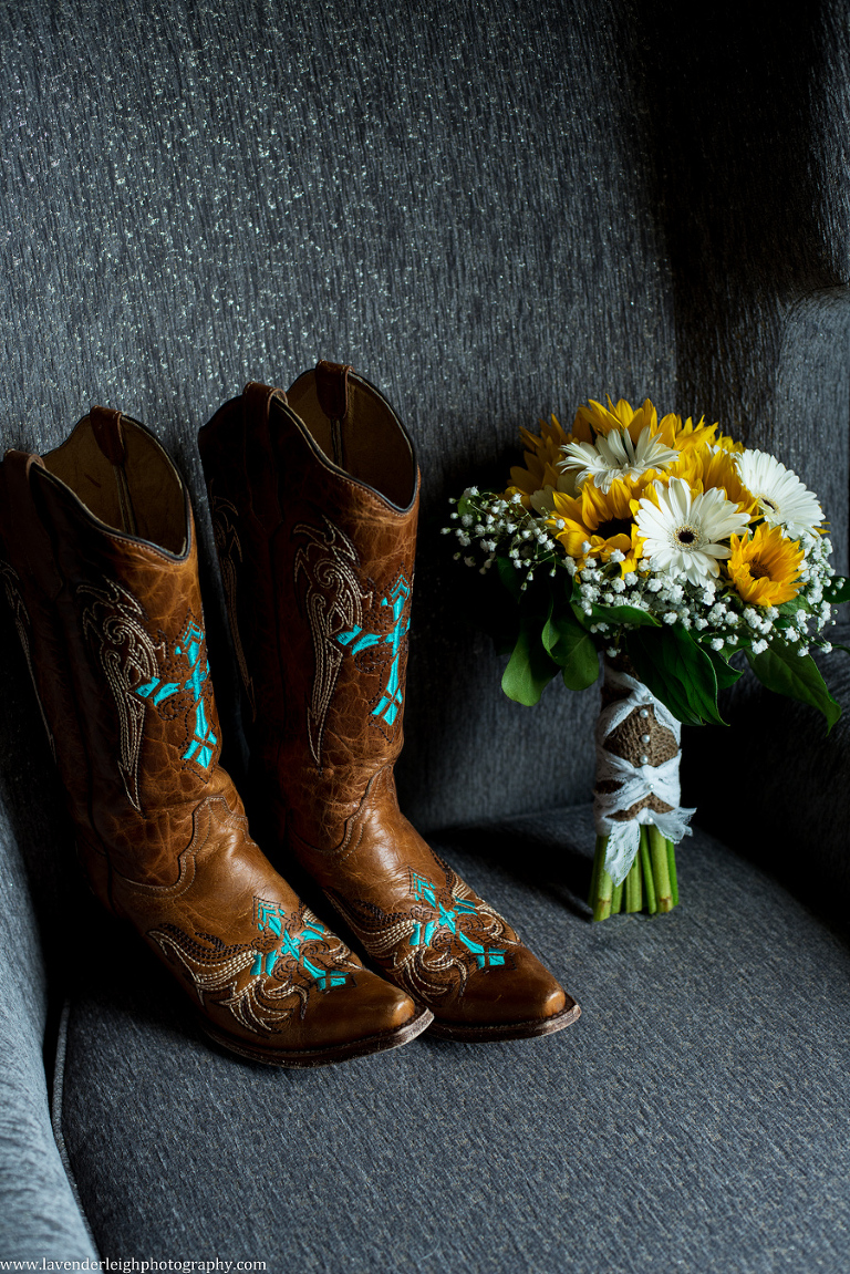 Club at Shadow Lakes Wedding| Bride's Cowgirl Boots and Bouquet| Pittsburgh Wedding Photographer | Pittsburgh Wedding Photographers | Lavender Leigh Photography | Blog