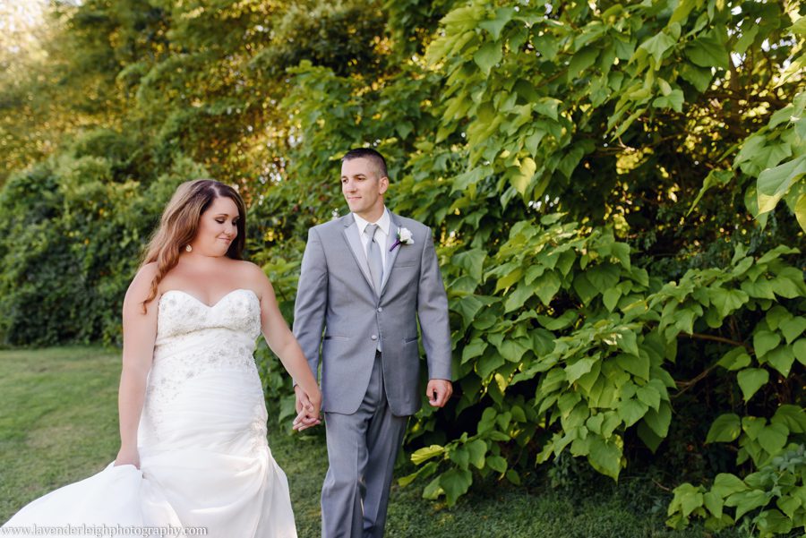 Darlington PA, log cabin, lake, wedding, ceremony, getting ready location, photographer, Pittsburgh, engagement, photo, picture, Pennsylvania