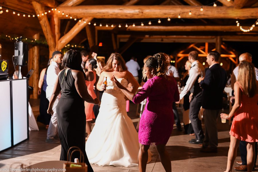 Darlington PA, log cabin, lake, wedding, ceremony, getting ready location, photographer, Pittsburgh, engagement, photo, picture, Pennsylvania
