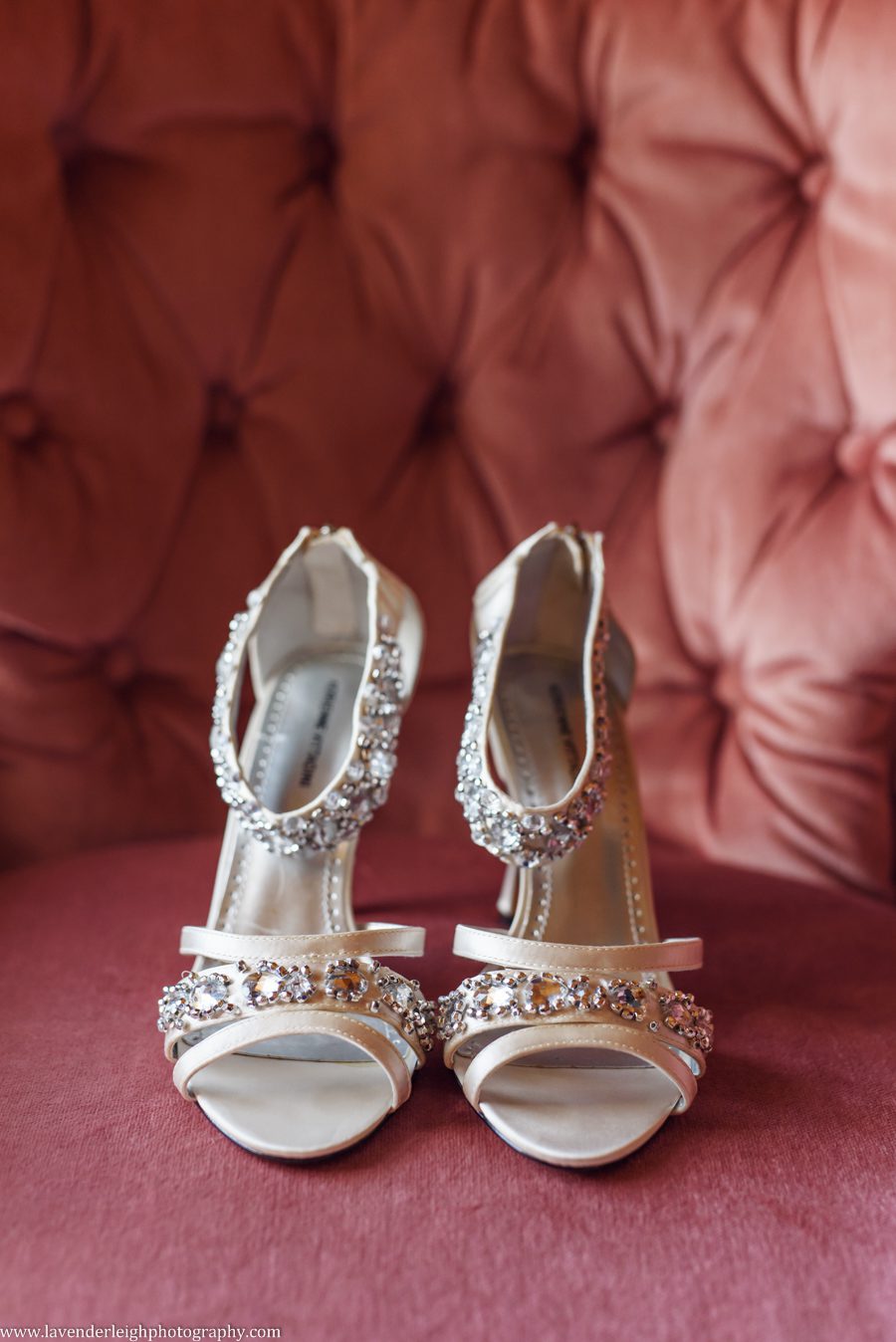 wedding shoes, The Gathering Place, Darlington PA, log cabin, lake, wedding, ceremony, getting ready location, photographer, Pittsburgh