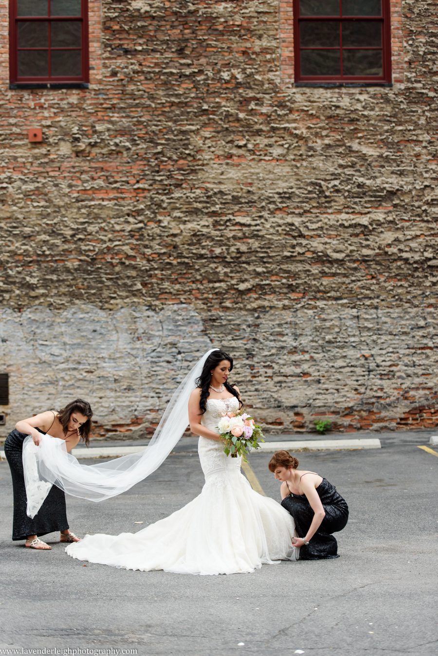 The Lofts on Pearl, Buffalo, New York, Kleinfeld Hudson's Bay Wedding Dress