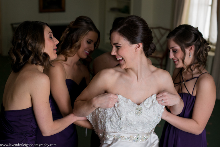 Bride and Bridesmaids | Getting Ready | Twentieth Century Club| Winter Wedding| Pittsburgh Wedding Photographer | Pittsburgh Wedding Photographers | Lavender Leigh Photography | Blog