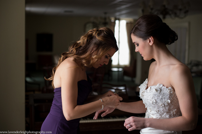 Bride and Bridesmaids | Getting Ready | Twentieth Century Club| Winter Wedding| Pittsburgh Wedding Photographer | Pittsburgh Wedding Photographers | Lavender Leigh Photography | Blog