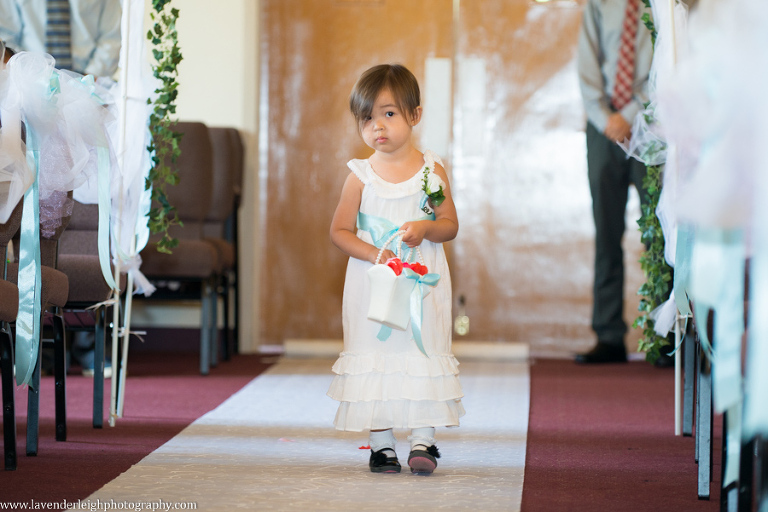 University of Pittsburgh Wedding | Mellon Institute| Pitt Campus| Flower Girl | Pittsburgh Wedding Photographer | Pittsburgh Wedding Photographers | Lavender Leigh Photography | Blog