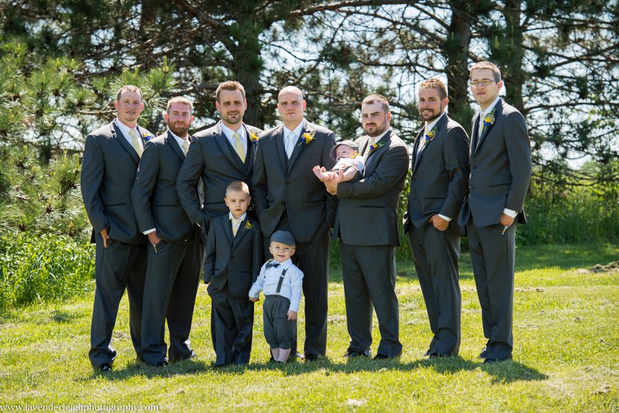 White Barn Wedding| Groom and Groomsmen| Pittsburgh Wedding Photographer | Pittsburgh Wedding Photographers | Lavender Leigh Photography | Blog